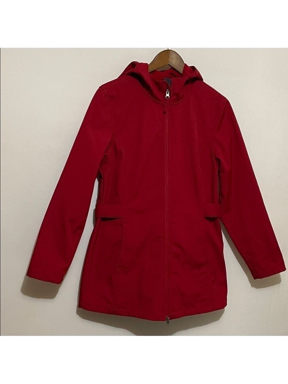 FreeTech Women's Red Hooded Jacket Sz Medium (8-10)